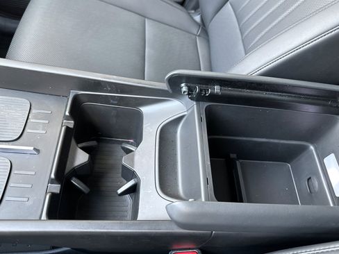 Certified 2025 Hyundai Santa Fe SEL image 32