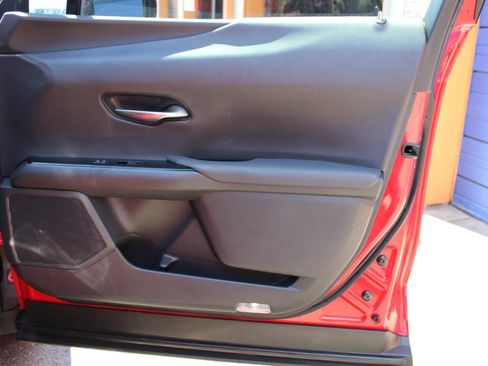 Used 2019 Lexus UX 200 F Sport w/ F Sport Premium Package FWD image 44
