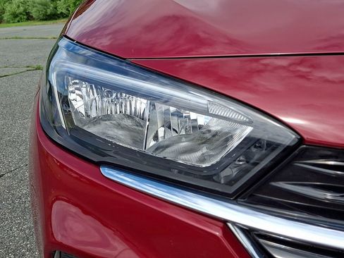 Certified 2021 Buick Encore GX Preferred FWD image 9
