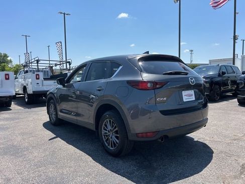 Used 2017 MAZDA CX-5 Touring w/ Preferred Equipment Package FWD image 5