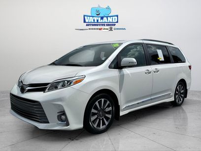 Used 2020 Toyota Sienna Limited Premium