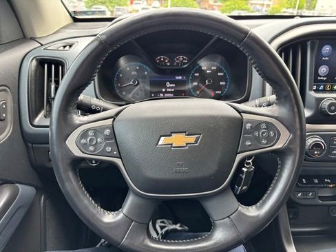 Used 2022 Chevrolet Colorado Z71 w/ Safety Package AWD/4WD image 14