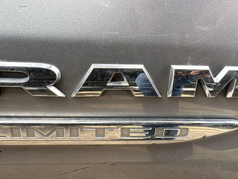Certified 2019 RAM 1500 Limited RWD image 11
