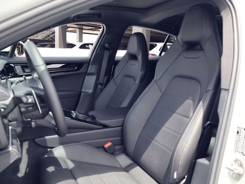 New 2026 Porsche Panamera 4 AWD/4WD image 5