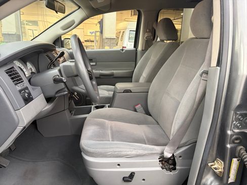 Used 2005 Dodge Durango SLT w/ Interior Convenience Group AWD/4WD image 21
