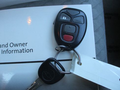 Used 2006 Chevrolet Malibu LT image 33