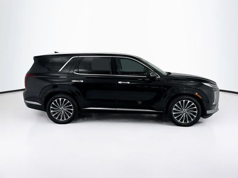 Used 2023 Hyundai Palisade Calligraphy FWD image 4
