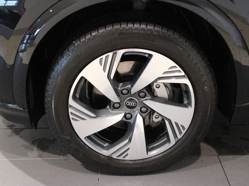 Used 2025 Audi Q6 e-tron Premium Plus w/ Premium Plus image 28