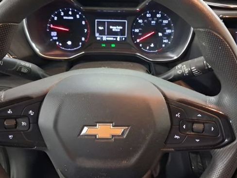 Used 2022 Chevrolet TrailBlazer LT w/ Convenience Package AWD/4WD image 12