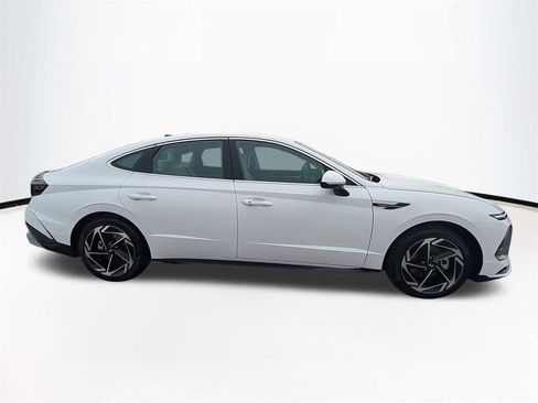 New 2026 Hyundai Sonata SEL image 4