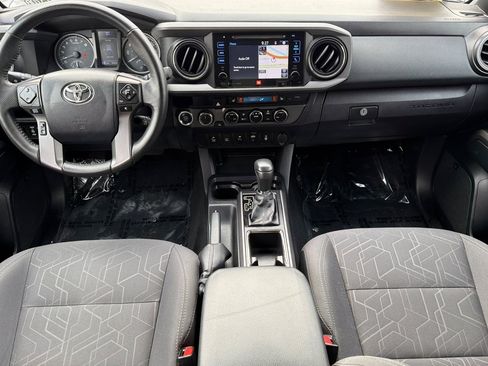 Certified 2017 Toyota Tacoma TRD Sport image 12