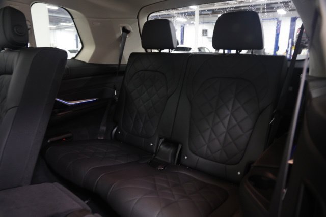 Used 2024 BMW X7 xDrive40i AWD/4WD image 40