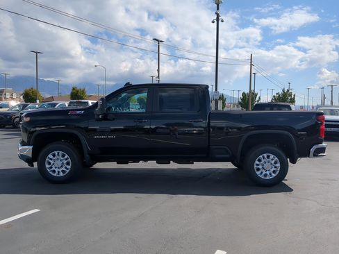 New 2026 Chevrolet Silverado 3500 LT w/ All Star Edition image 2