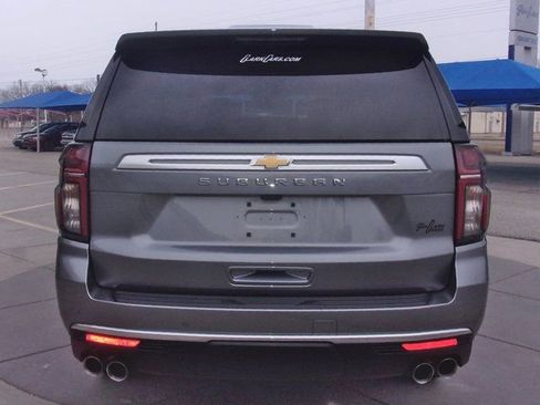 Used 2021 Chevrolet Suburban High Country image 17