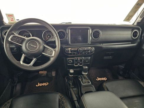 Used 2023 Jeep Gladiator Overland AWD/4WD image 18