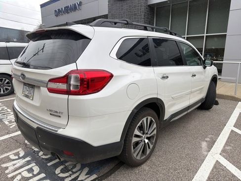 Used 2022 Subaru Ascent Touring image 7