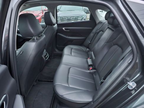 New 2025 Hyundai Sonata Limited image 14