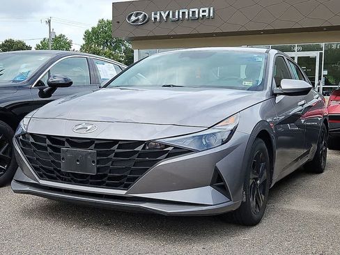 Used 2023 Hyundai Elantra Blue FWD image 1