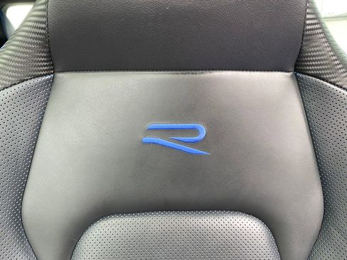 Used 2023 Volkswagen Golf R image 11