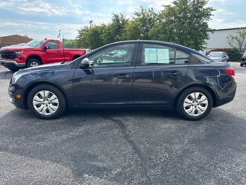 Used 2016 Chevrolet Cruze LS FWD image 6