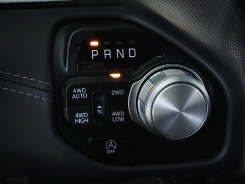 Used 2023 RAM 1500 Limited AWD/4WD image 13