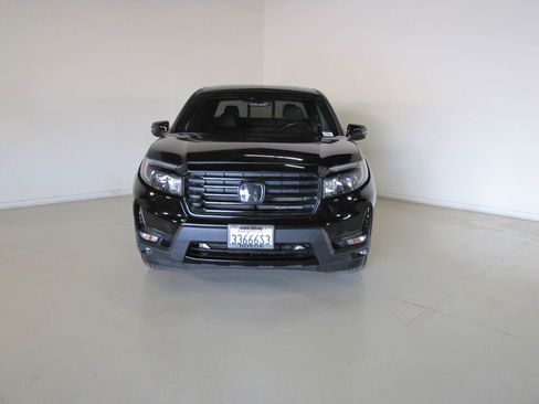 Used 2023 Honda Ridgeline Black Edition image 2