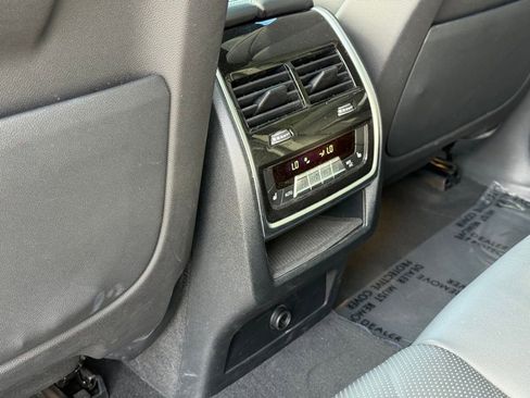 Used 2023 BMW X5 xDrive40i w/ Premium Package image 18