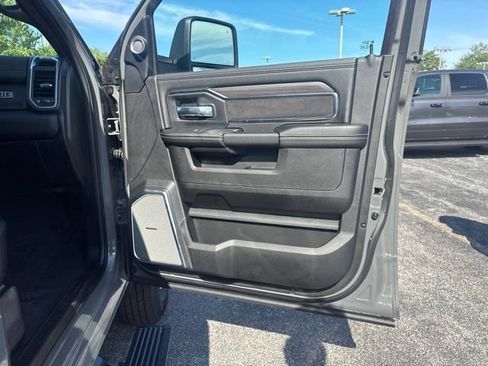 Used 2026 RAM 3500 Laramie AWD/4WD image 20
