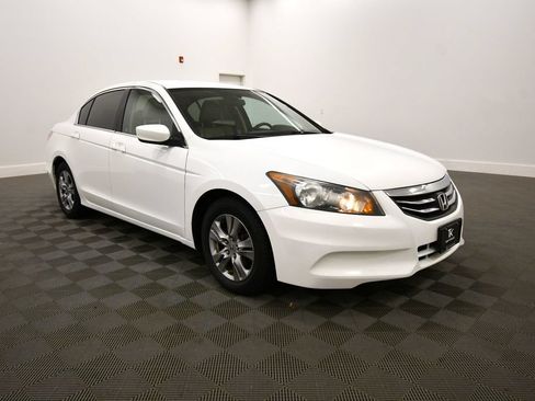 Used 2011 Honda Accord SE image 9