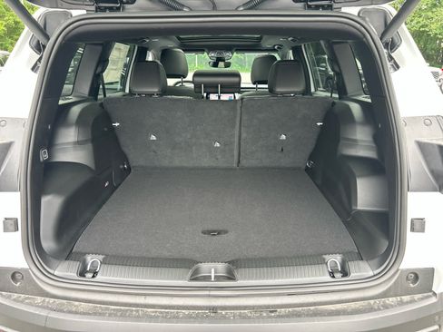 New 2026 Jeep Cherokee Limited AWD/4WD image 32