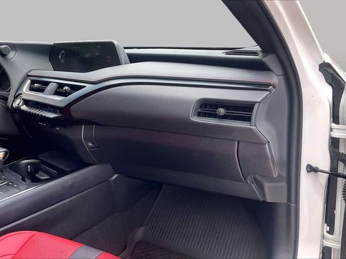 Used 2022 Lexus UX 200 F Sport w/ Accessory Package (Z2) FWD image 19