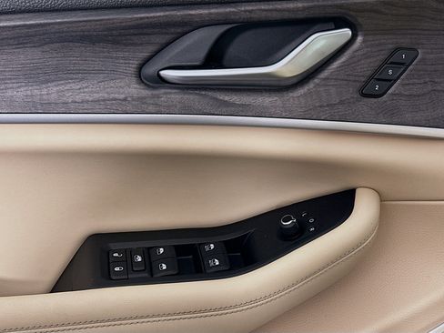 Used 2023 Jeep Grand Cherokee 4WD 4xe image 15