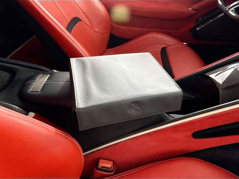 Used 2023 Ferrari Roma RWD image 59