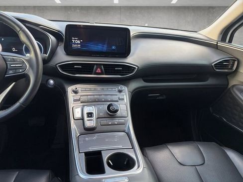 Used 2022 Hyundai Santa Fe SEL w/ Convenience + Premium Package FWD image 3