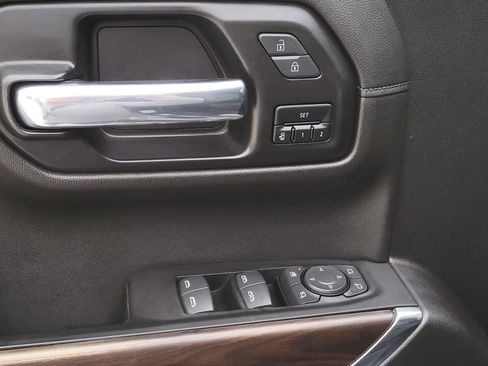 Used 2022 GMC Sierra 1500 SLT image 14