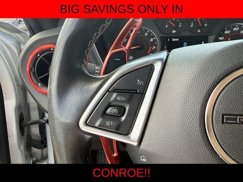 Used 2017 Chevrolet Camaro LT RWD image 18