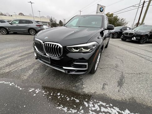Used 2022 BMW X5 xDrive40i w/ Parking Assistance Package image 26