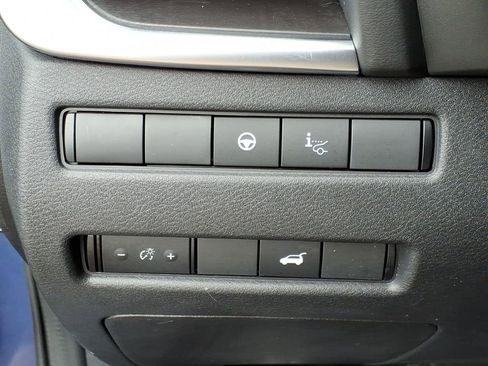 Certified 2023 Nissan Rogue Platinum w/ Platinum Premium Package AWD/4WD image 21