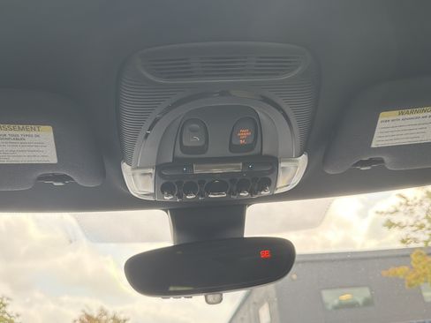 Used 2023 MINI Cooper SE FWD image 23