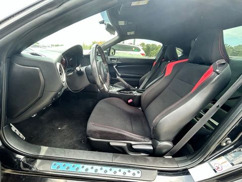 Used 2014 Scion FR-S RWD image 12