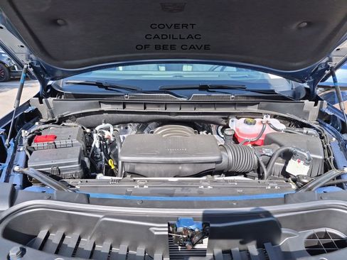 New 2026 Cadillac Escalade Platinum Sport w/ LPO, ONYX Package image 17