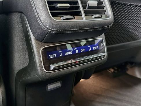 Used 2026 Mercedes-Benz GLS 450 4MATIC image 27