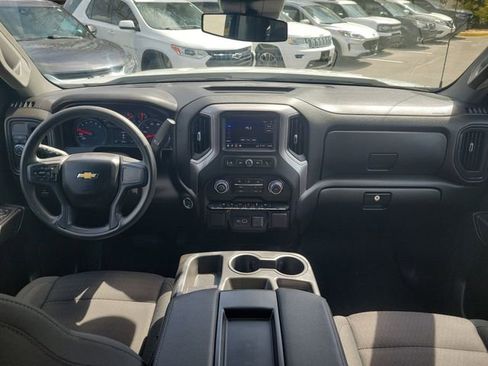 Used 2023 Chevrolet Silverado 1500 Custom image 13