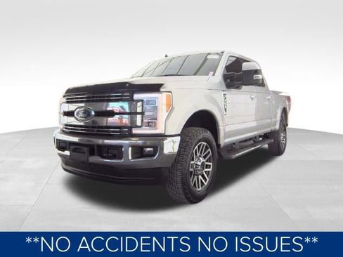 Used 2019 Ford F250 Lariat w/ Lariat Ultimate Package image 2