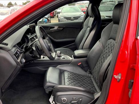 Used 2018 Audi S4 Premium Plus w/ Navigation Package image 7