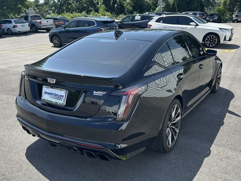 Used 2024 Cadillac CT5 V Blackwing w/ Driver Assist Package RWD image 10