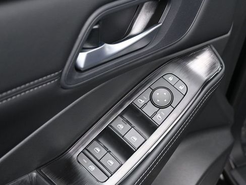 New 2026 Nissan Rogue SV image 17