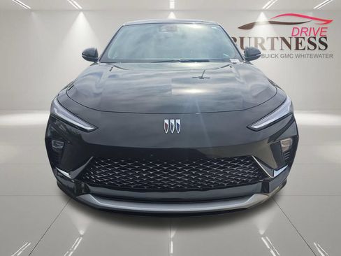 Certified 2024 Buick Envista Avenir FWD image 3