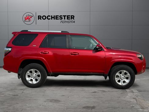Certified 2020 Toyota 4Runner SR5 Premium AWD/4WD image 6