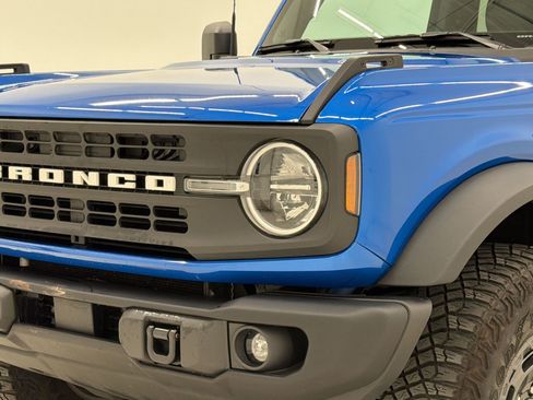 Used 2024 Ford Bronco Black Diamond AWD/4WD image 12